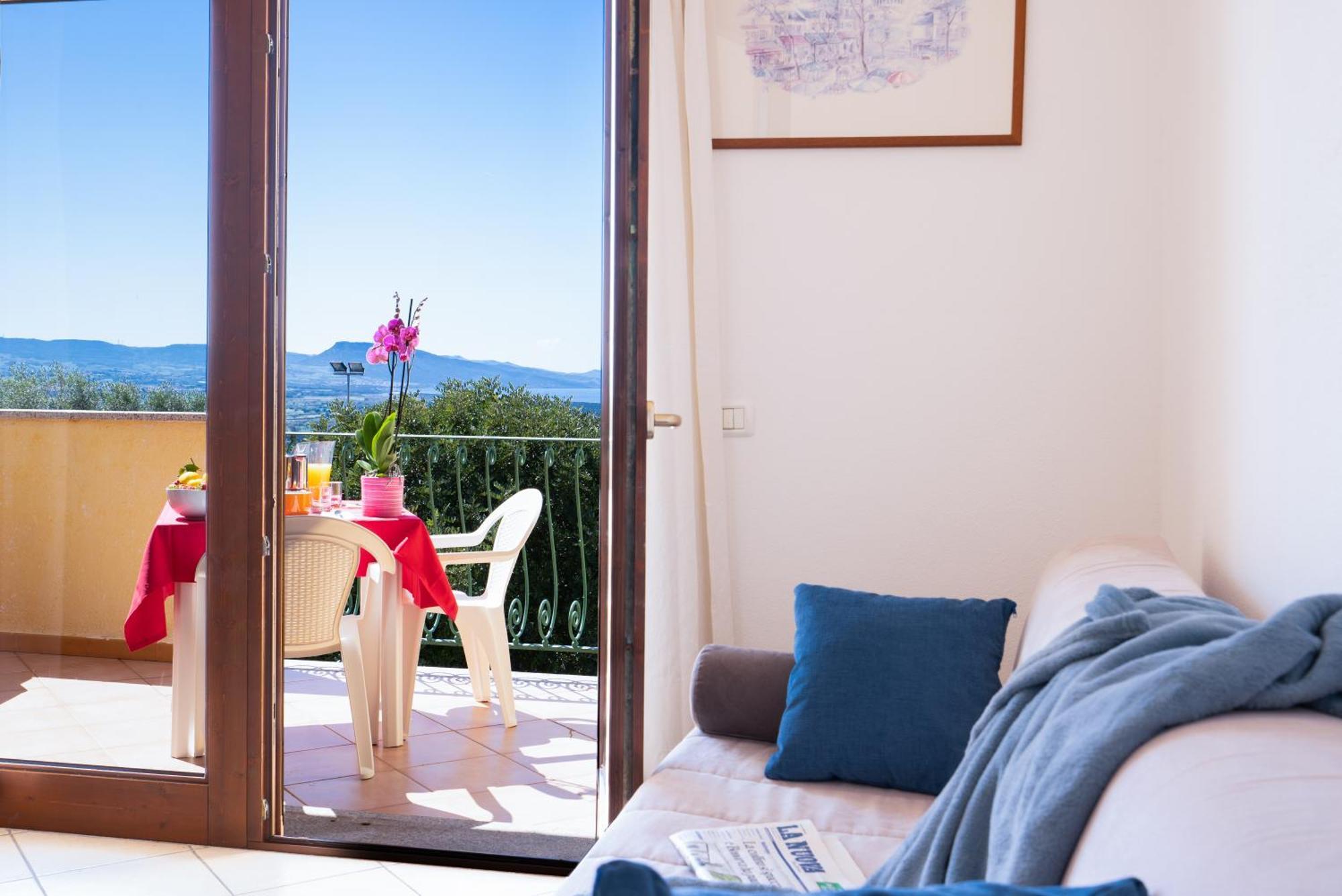 Aparthotel Il Borgo Di Badesi Extérieur photo
