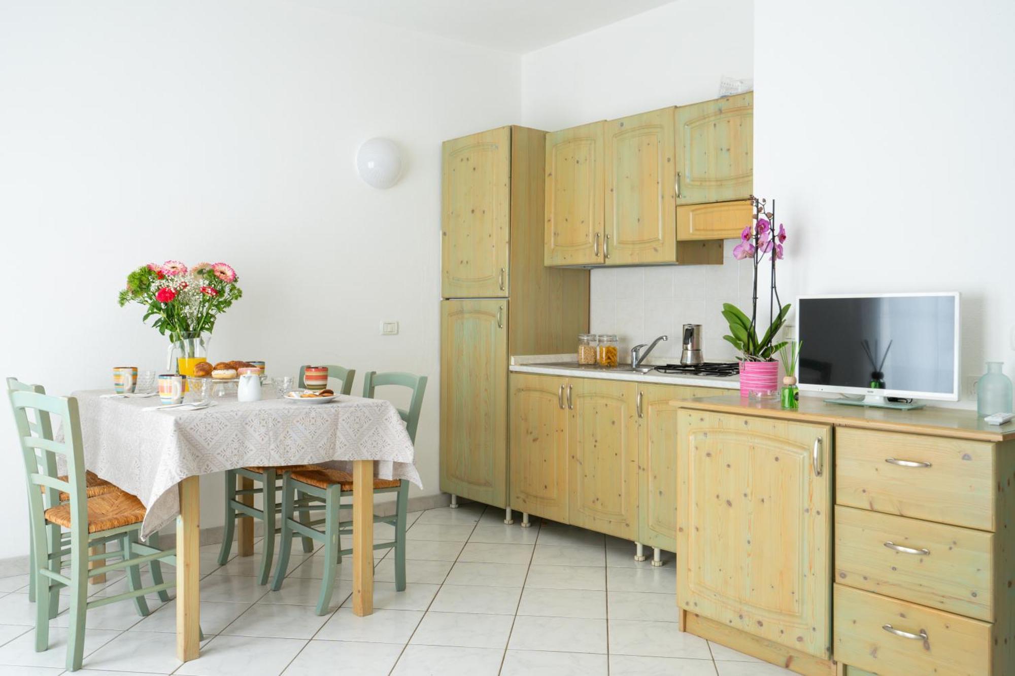 Aparthotel Il Borgo Di Badesi Extérieur photo