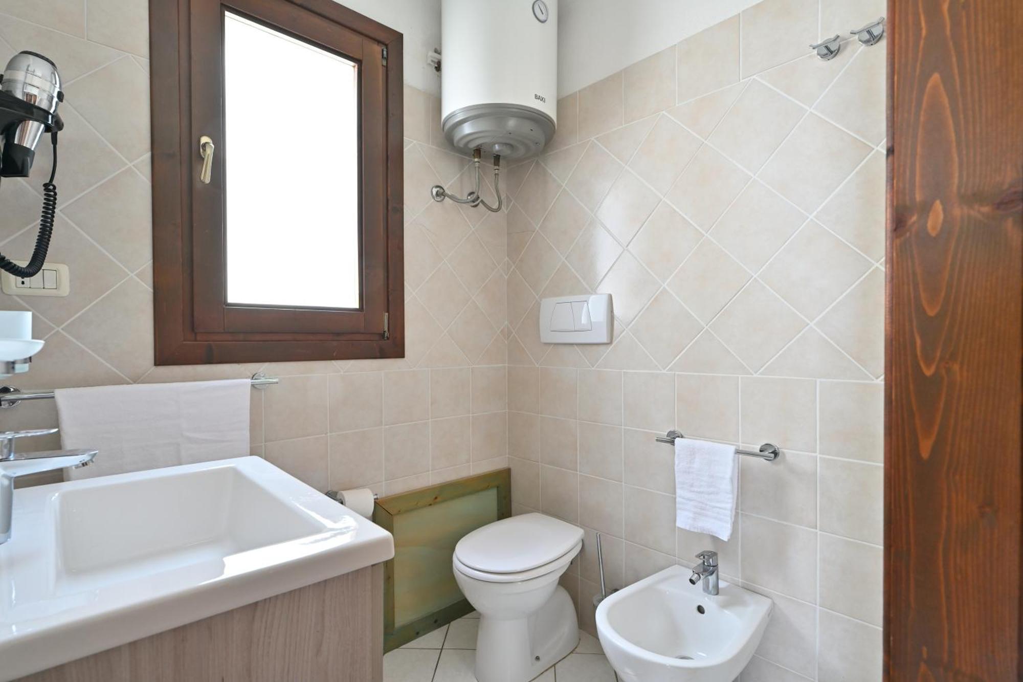 Aparthotel Il Borgo Di Badesi Extérieur photo