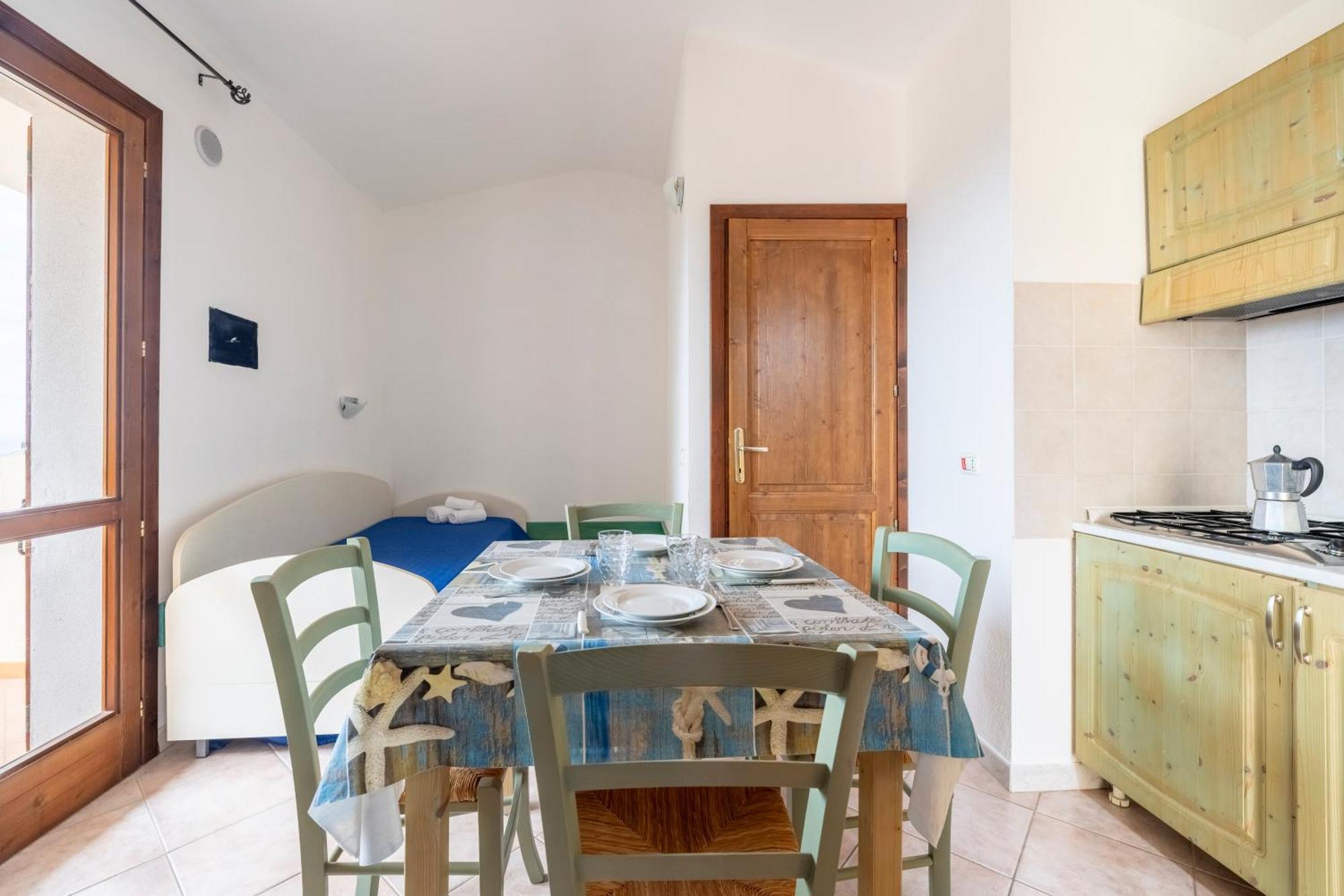 Aparthotel Il Borgo Di Badesi Extérieur photo